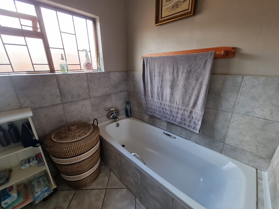 2 Bedroom Property for Sale in Bethlehem Free State